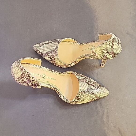BRAND NEW CHINESE LAUNDRY SNAKESKIN HEEL D'ORSAY POINTED TOE PUMP - Picture 9 of 13